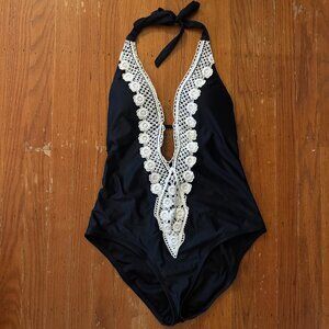 Gently Used Kona Sol Black One-Piece Swimsuit – Size M